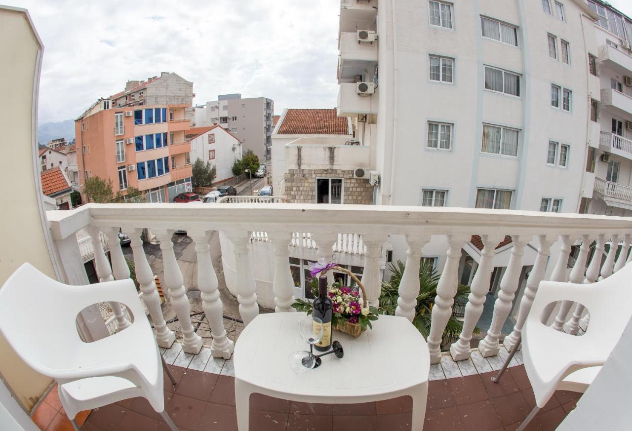 Apartments & Rooms Nikolic Budva Eksteriør bilde