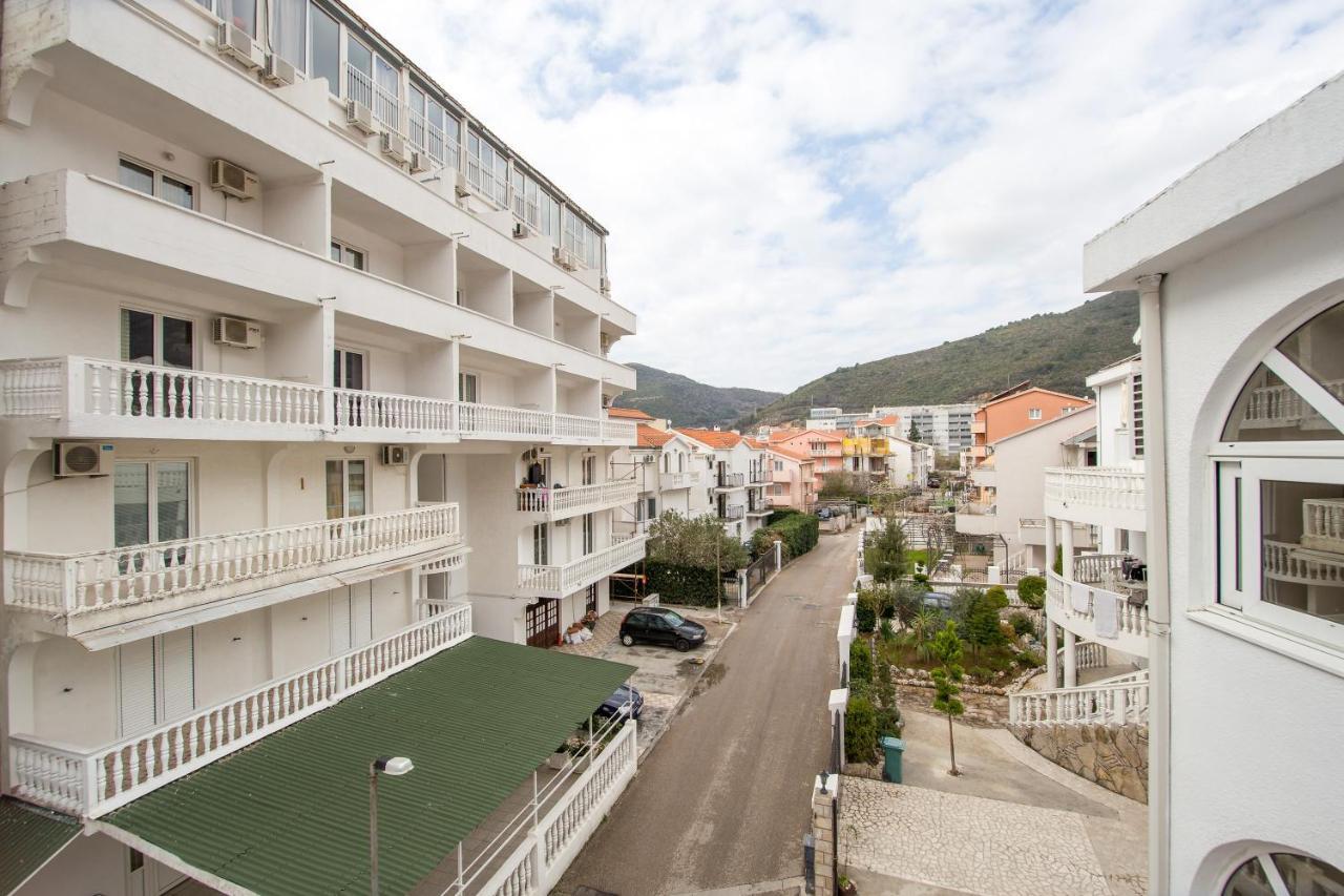 Apartments & Rooms Nikolic Budva Eksteriør bilde