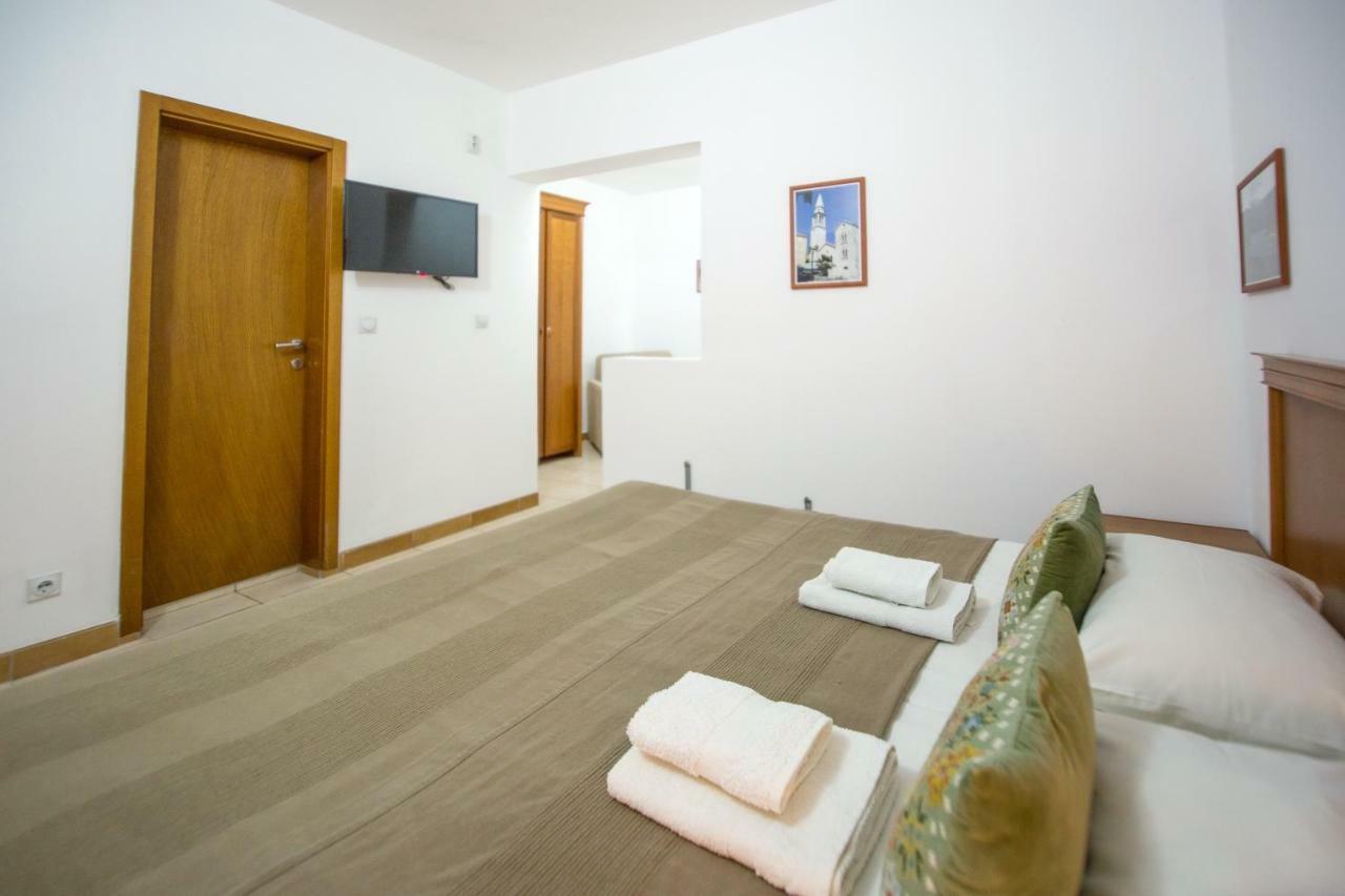Apartments & Rooms Nikolic Budva Eksteriør bilde