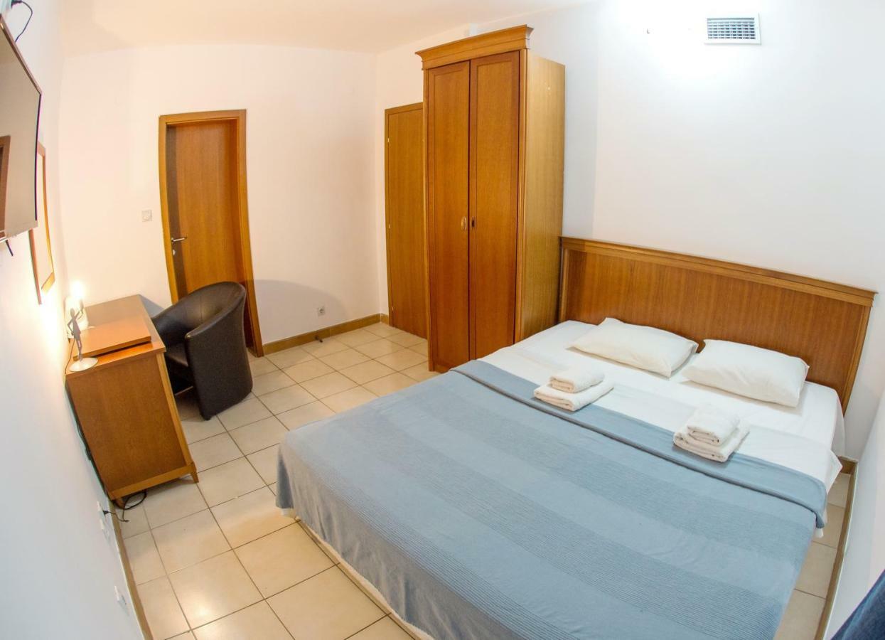 Apartments & Rooms Nikolic Budva Eksteriør bilde